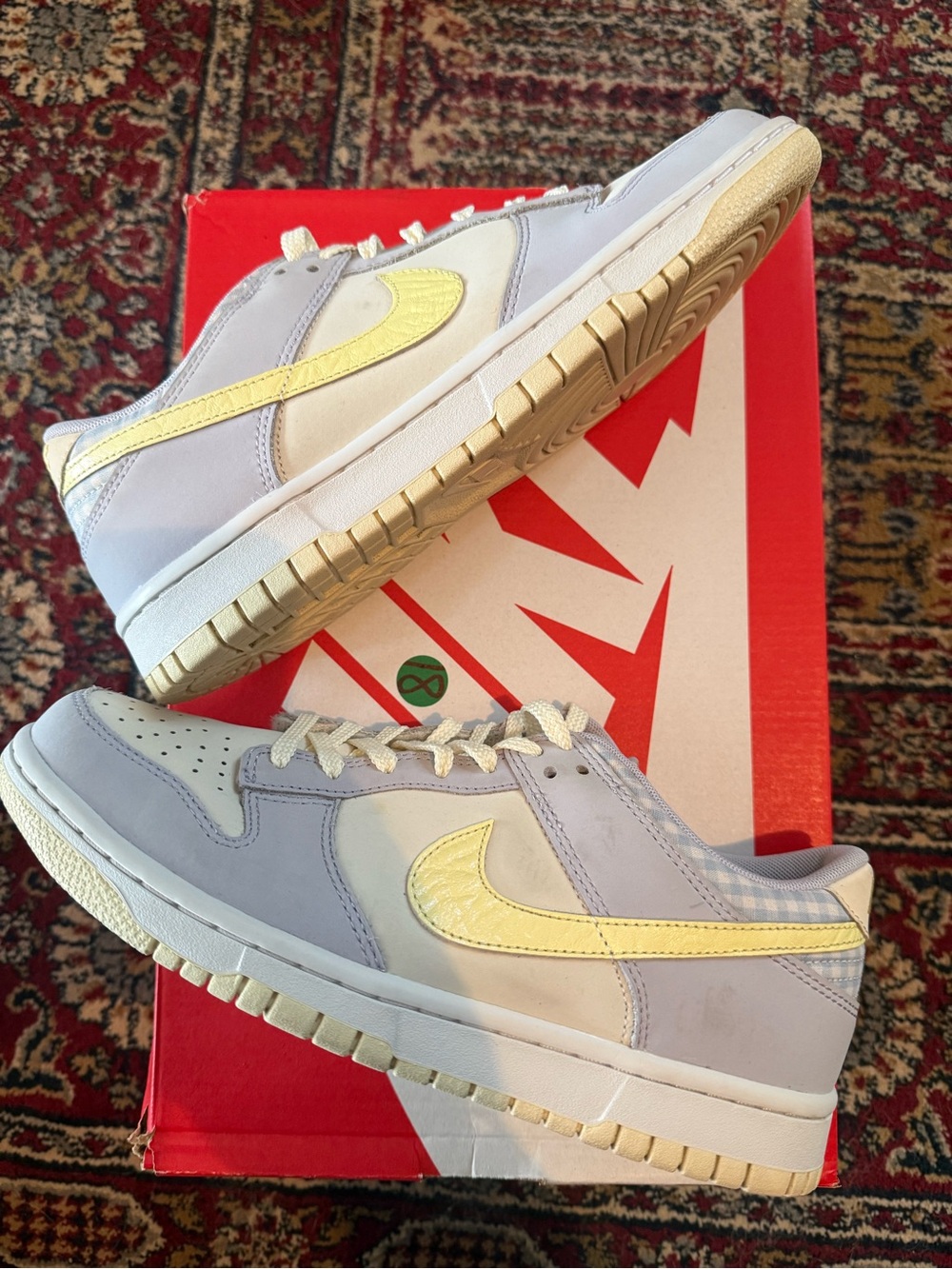 Nike Dunk Low SE Easter - Kids Sneakers White, Light Gray & Pale Yellow